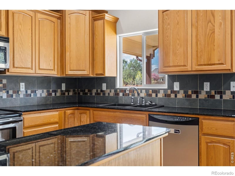 4425 Walden Ave, Loveland, CO 80538