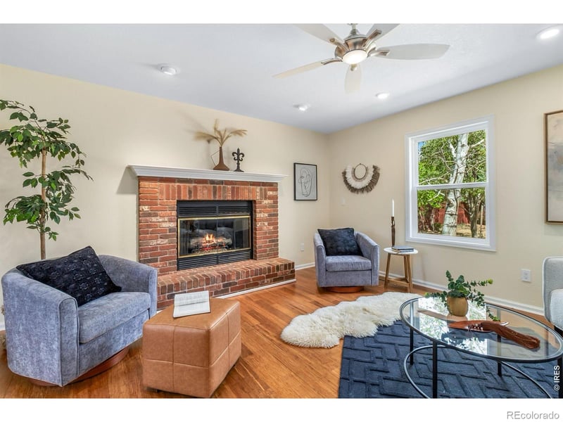 1124 White Oak Ct, Fort Collins, CO 80525