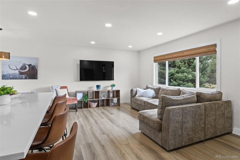 7439 Teller St, Littleton, CO 80128