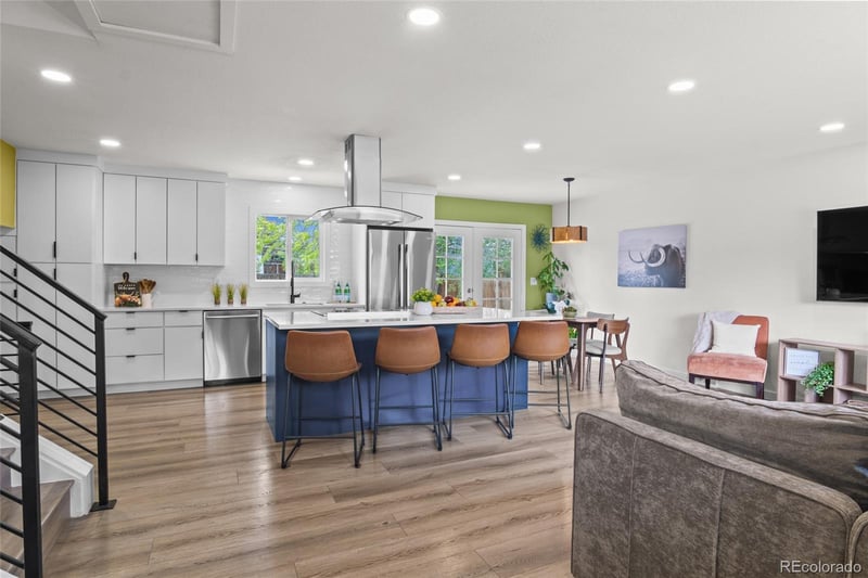 7439 Teller St, Littleton, CO 80128