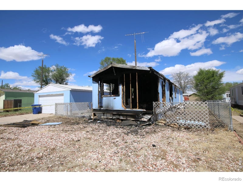 214 Oak St, Log Lane Village, CO 80705