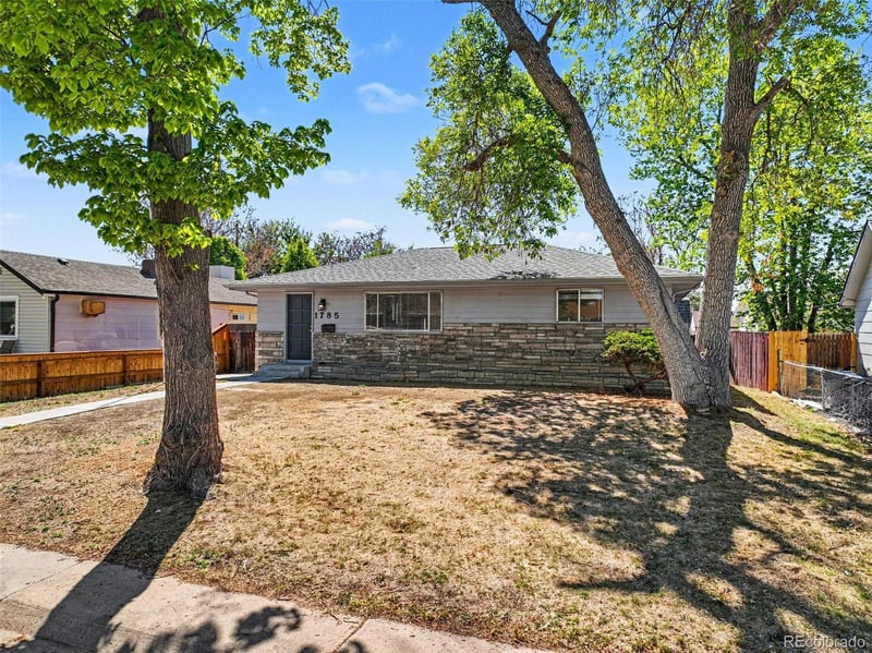 1785 Florence St, Aurora, CO 80010