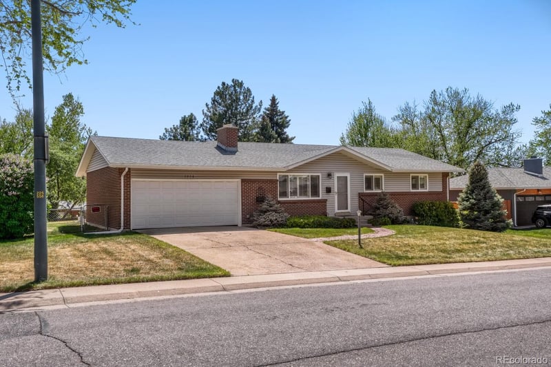 7934 Hampden Cir, Denver, CO 80237