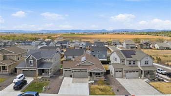 892 Crestone St, Johnstown, CO 80534