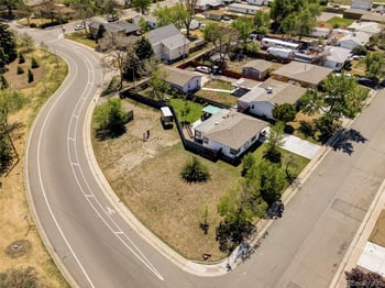 910 Alcott St, Denver, CO 80219