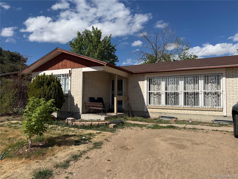 5520 Eagle St, Denver, CO 80239