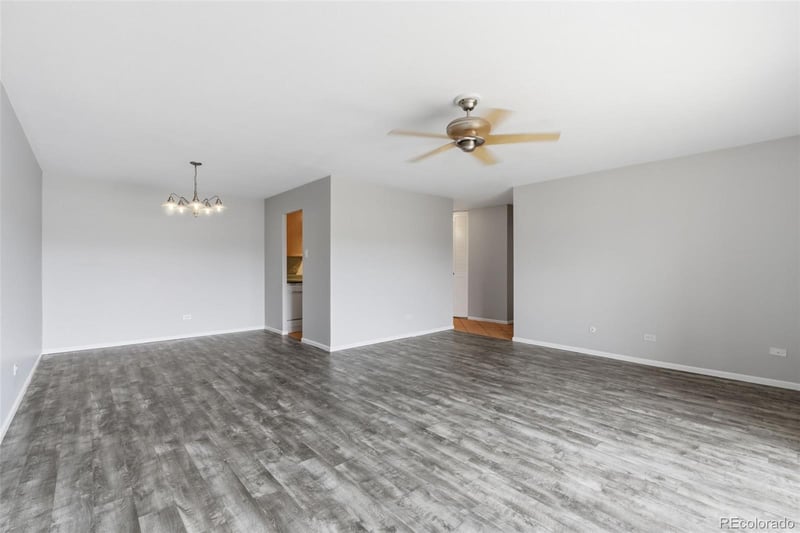 955 Eudora St #1105, Denver, CO 80220