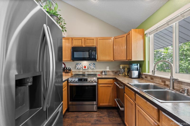 11797 Cedar Ave, Aurora, CO 80012