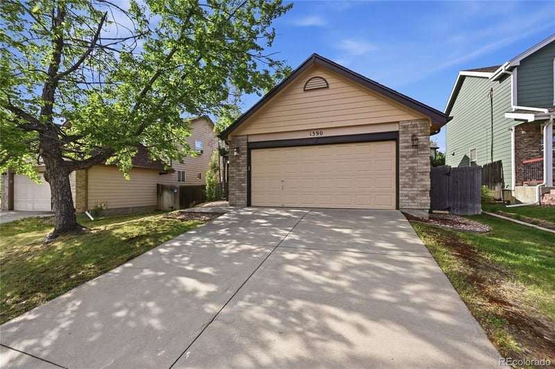 1390 96th Pl, Thornton, CO 80229