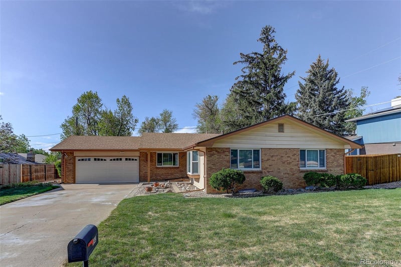 6942 68th Pl, Arvada, CO 80003