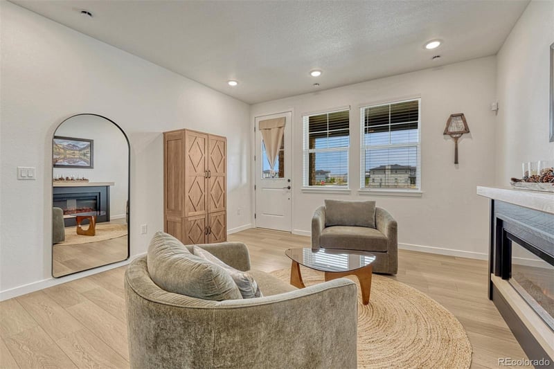 8673 Middle Fork St, Littleton, CO 80125