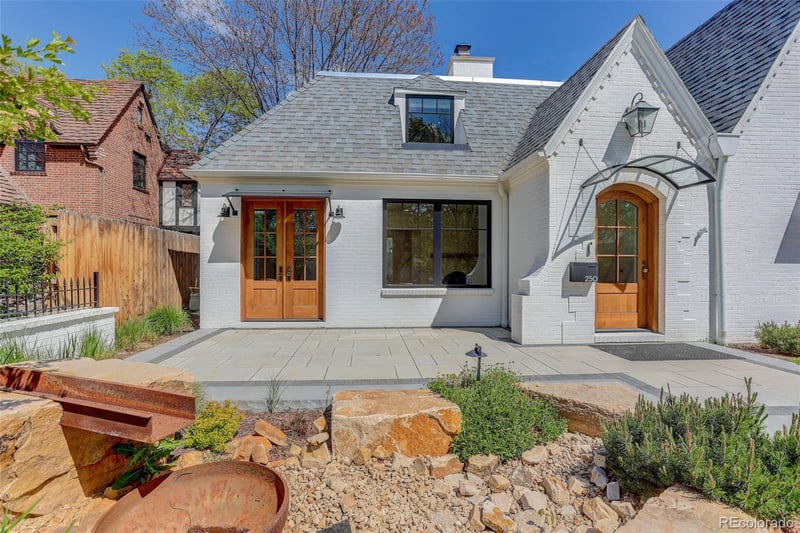 250 Ash St, Denver, CO 80220