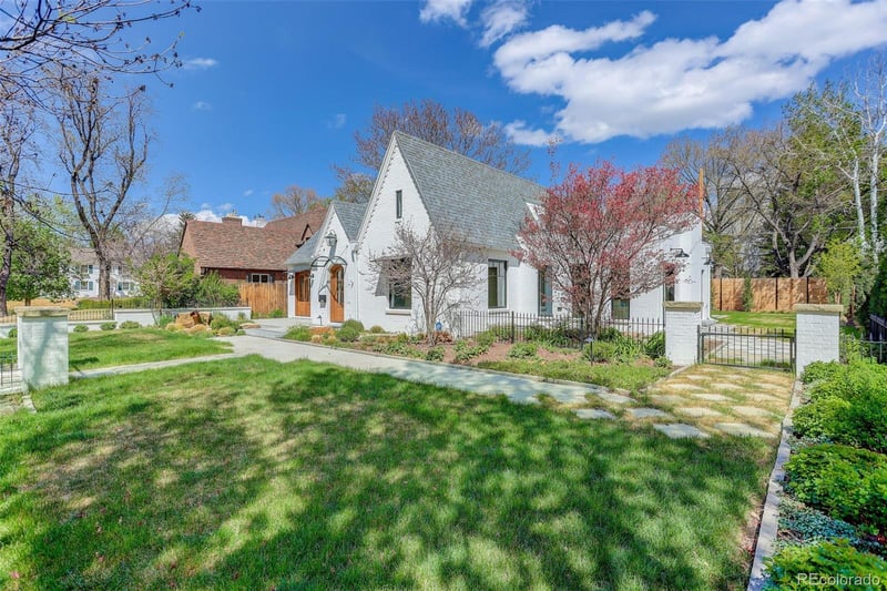 250 Ash St, Denver, CO 80220