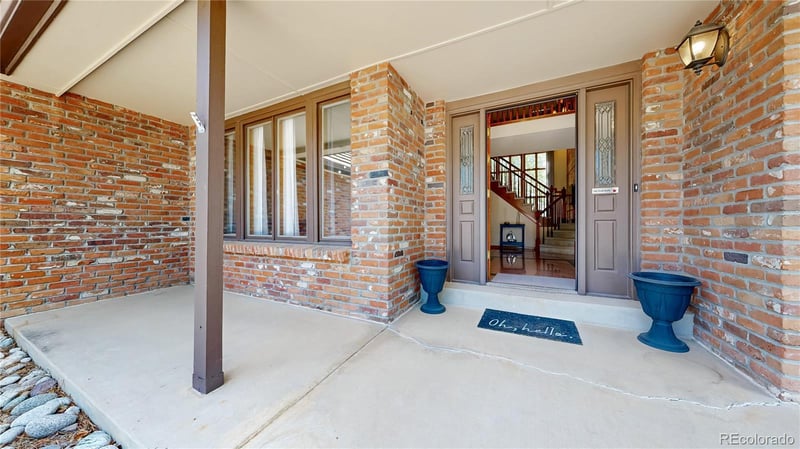 2462 Country Club Loop, Denver, CO 80234