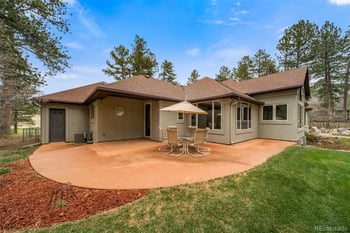 4336 Mohawk Dr, Larkspur, CO 80118