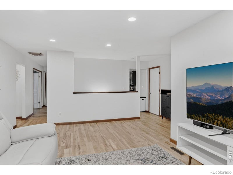 1027 Cottonwood Dr, Windsor, CO 80550