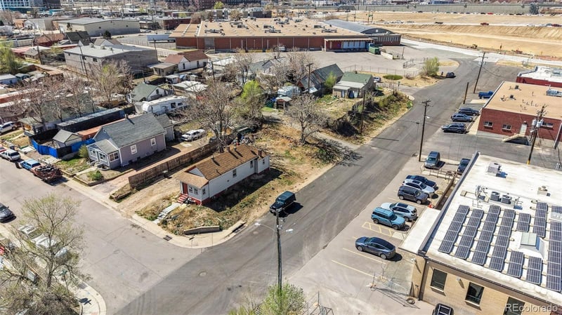 4488 Delaware St, Denver, CO 80216