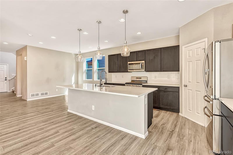 4716 Jasper St, Denver, CO 80239