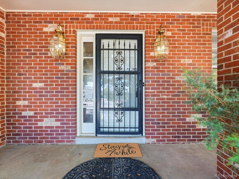 8158 Frost Pl, Littleton, CO 80128
