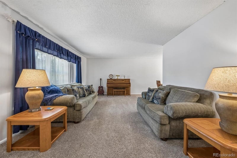 3160 Oak Cir, Broomfield, CO 80020