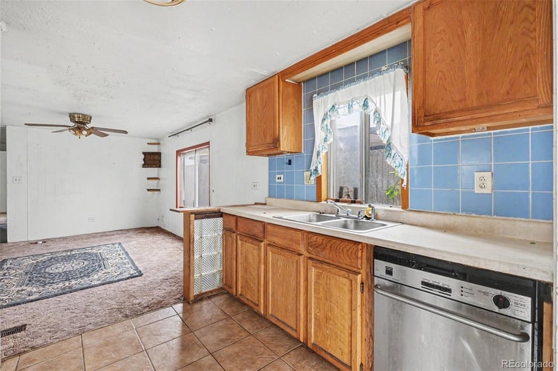 9037 Rampart St, Denver, CO 80260