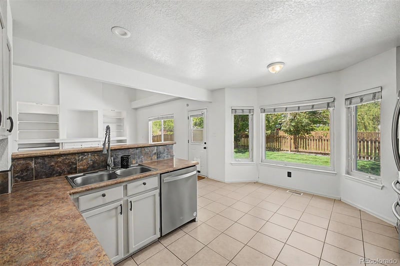 5561 117th Ave, Thornton, CO 80233