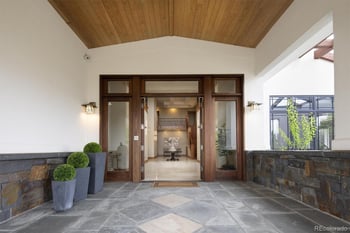8532 Strawberry Ln, Niwot, CO 80503