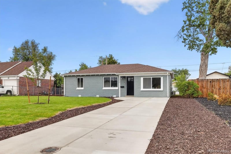 3055 Holly St, Denver, CO 80207