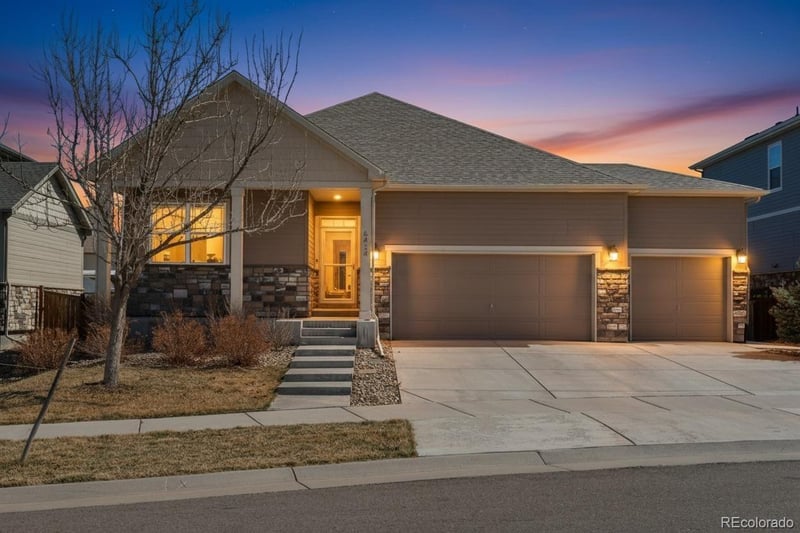 6434 Ensenada Ct, Aurora, CO 80019