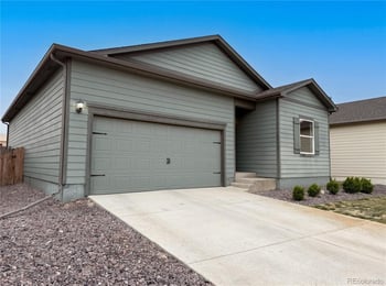 209 Clayton Ave, Keenesburg, CO 80643