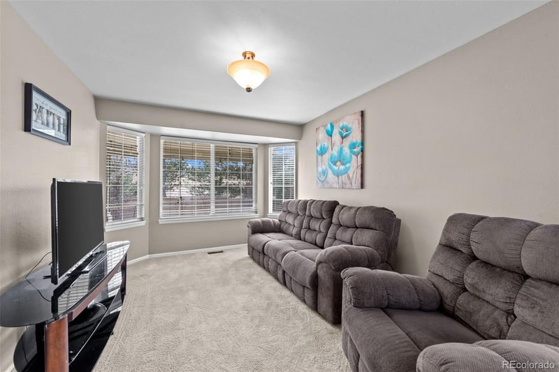 3295 Hollycrest Dr, Colorado Springs, CO 80920
