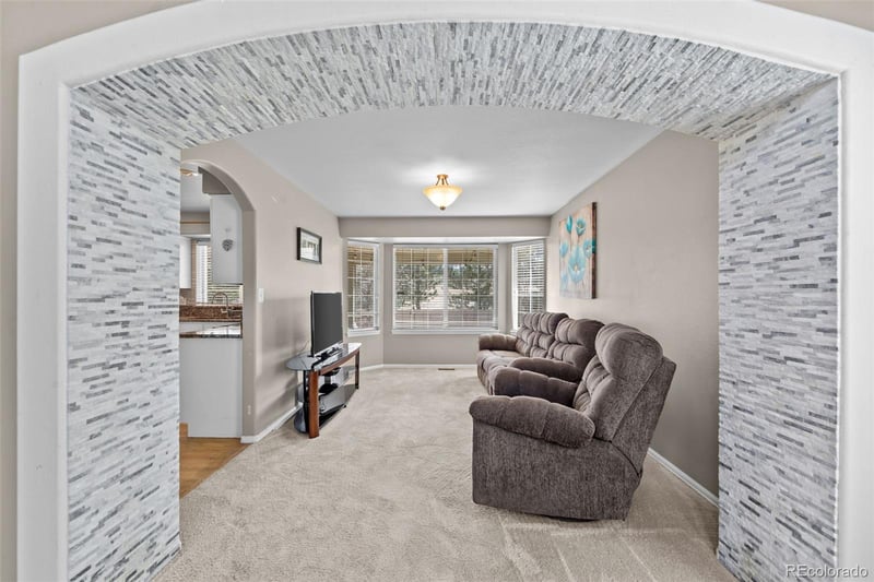 3295 Hollycrest Dr, Colorado Springs, CO 80920