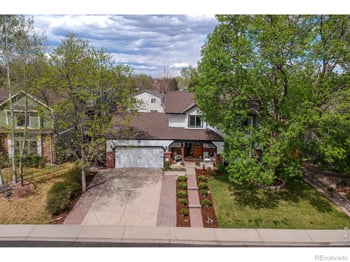 2277 Spinnaker Cir, Longmont, CO 80503