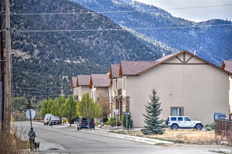 123 Halley's Ave #B, Poncha Springs, CO 81242