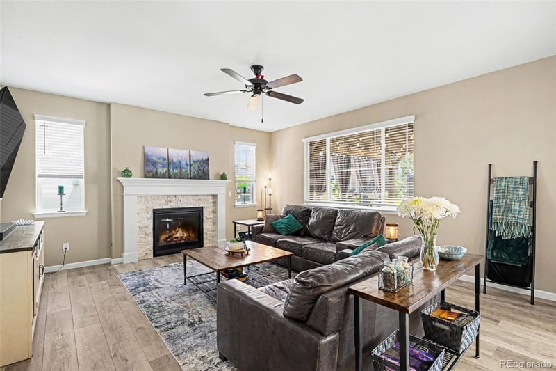 26712 E Hinsdale Pl, Aurora, CO 80016