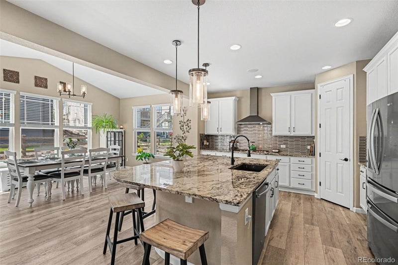 26712 E Hinsdale Pl, Aurora, CO 80016