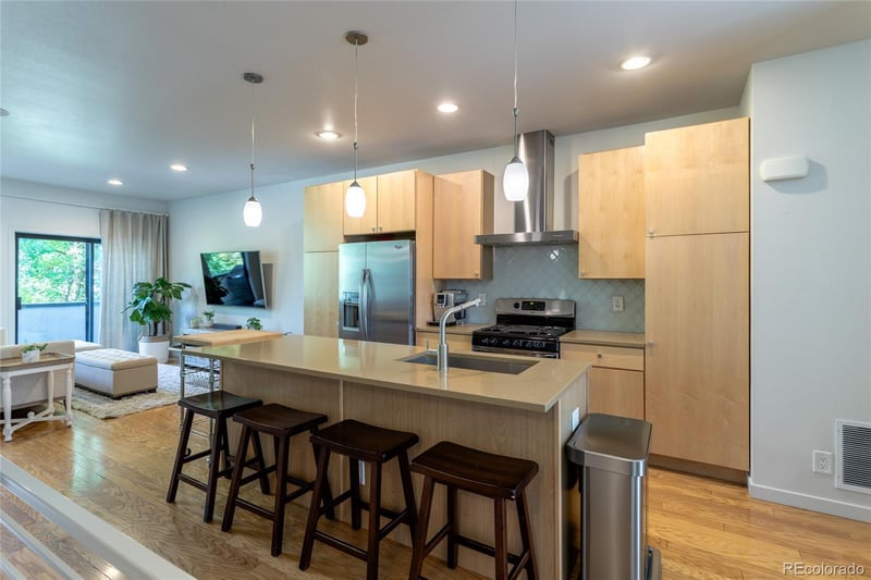 2494 Champa St, Denver, CO 80205