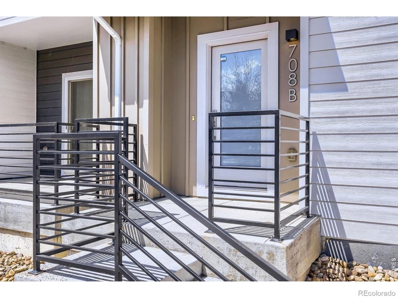 708 Martin St #B, Longmont, CO 80501