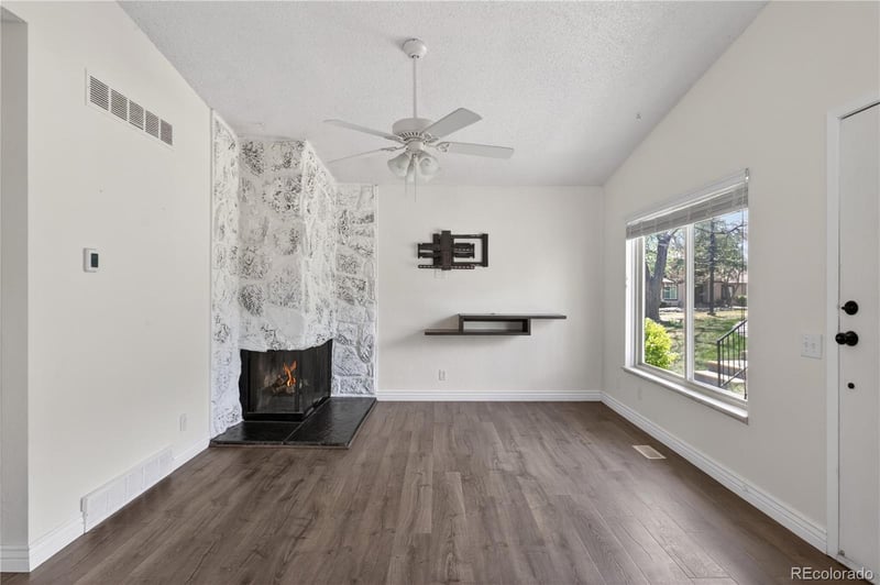 3572 Kittredge St #A, Aurora, CO 80013