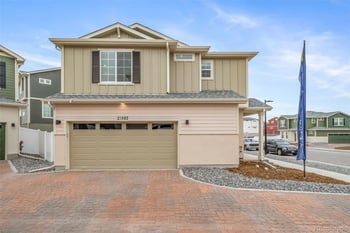 4145 Marblewood Dr, Johnstown, CO 80534