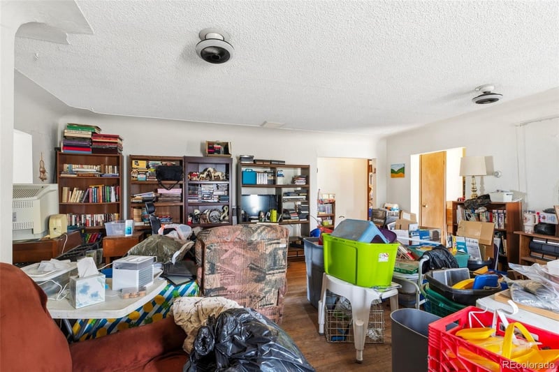 14796 26th Ave, Aurora, CO 80011