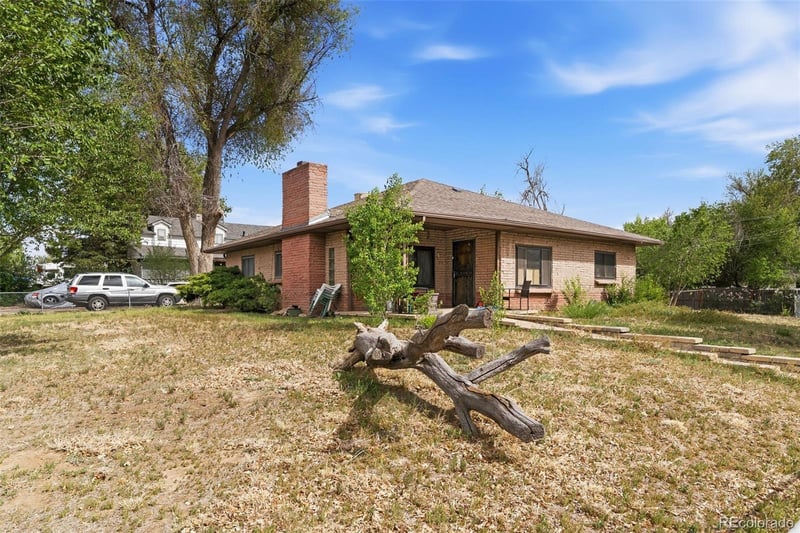 14796 26th Ave, Aurora, CO 80011