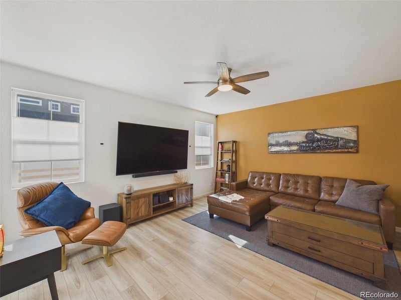3337 Duquesne Way, Aurora, CO 80019