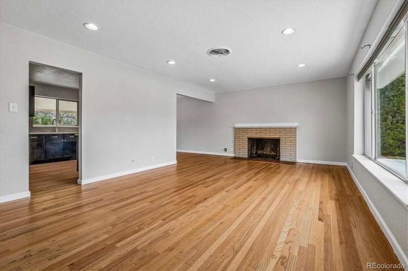 2581 Dennison Ct, Denver, CO 80222