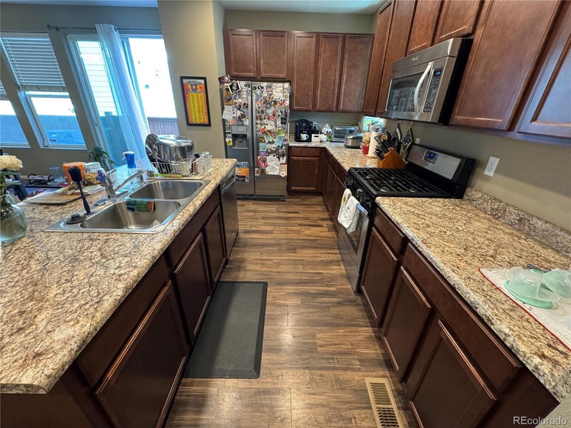 8087 E 53rd Dr, Denver, CO 80238