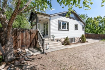 9525 11th Ave, Lakewood, CO 80215