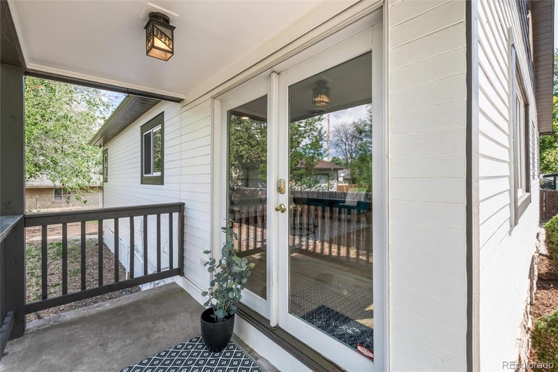 9525 11th Ave, Lakewood, CO 80215