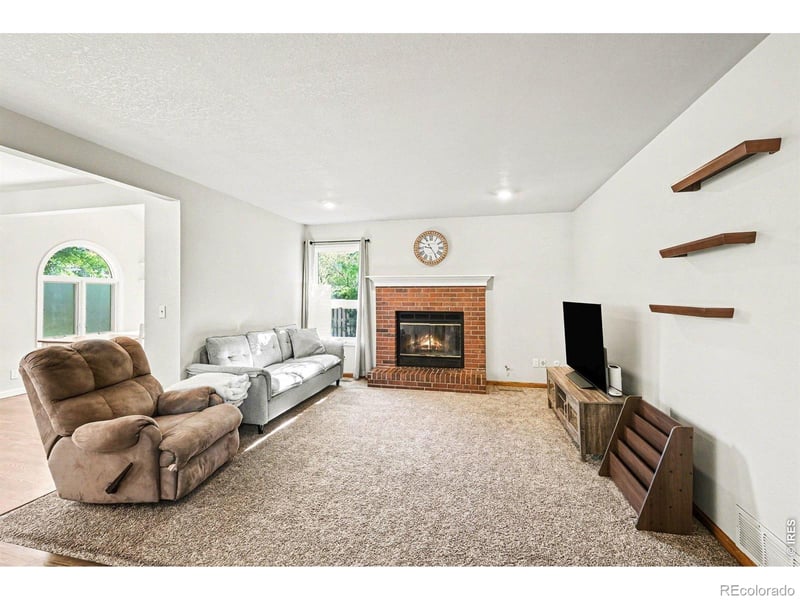 1502 River Oak Dr, Fort Collins, CO 80525