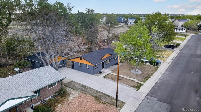 9141 Aspen Dr, Thornton, CO 80229