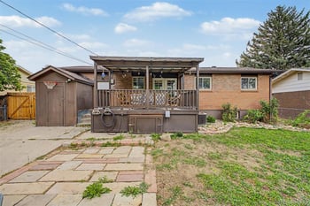 1521 Lamplighter Dr, Longmont, CO 80501